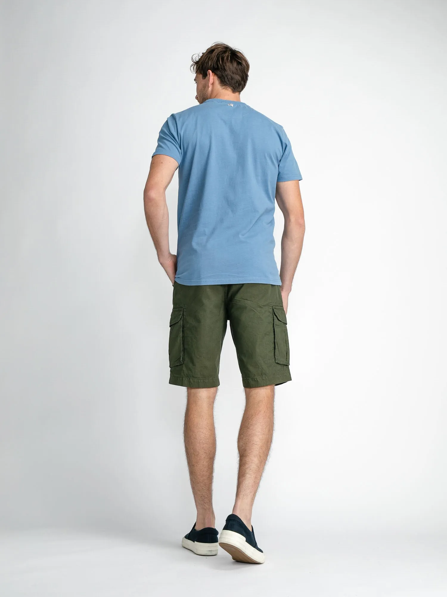 Cargo shorts with belt