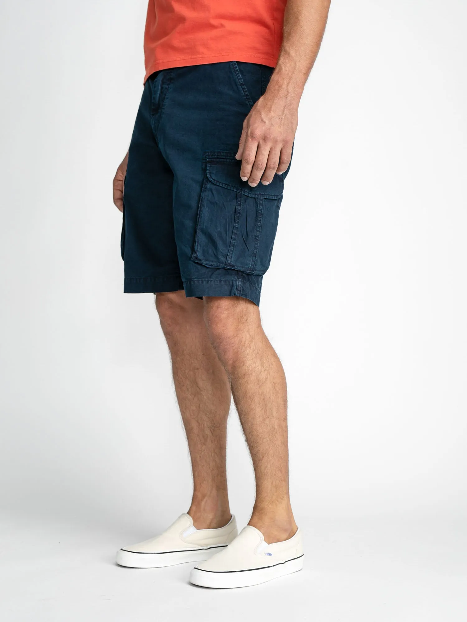 Cargo shorts with belt