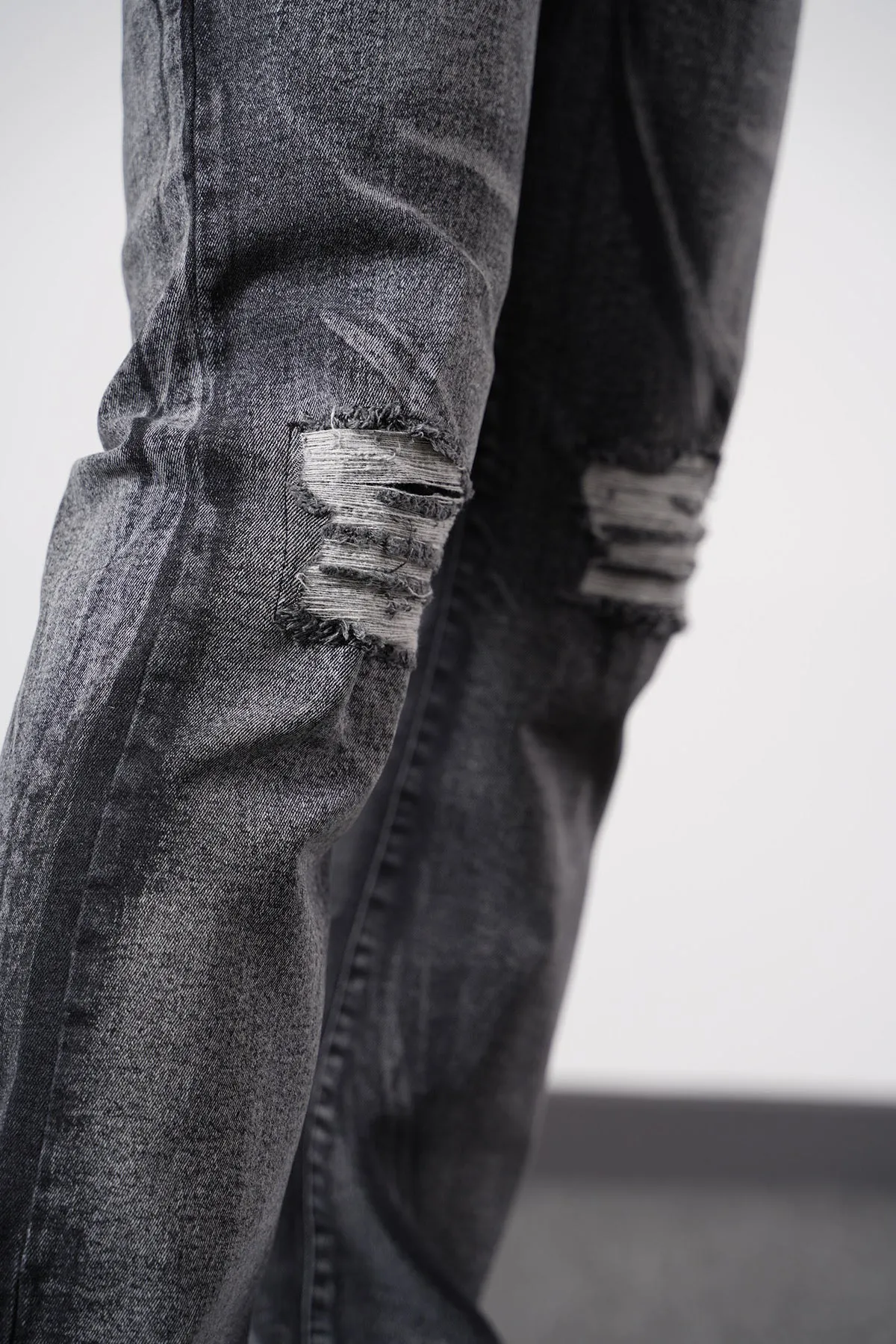 THE ETHER FLARED JEANS  - TRAVELER