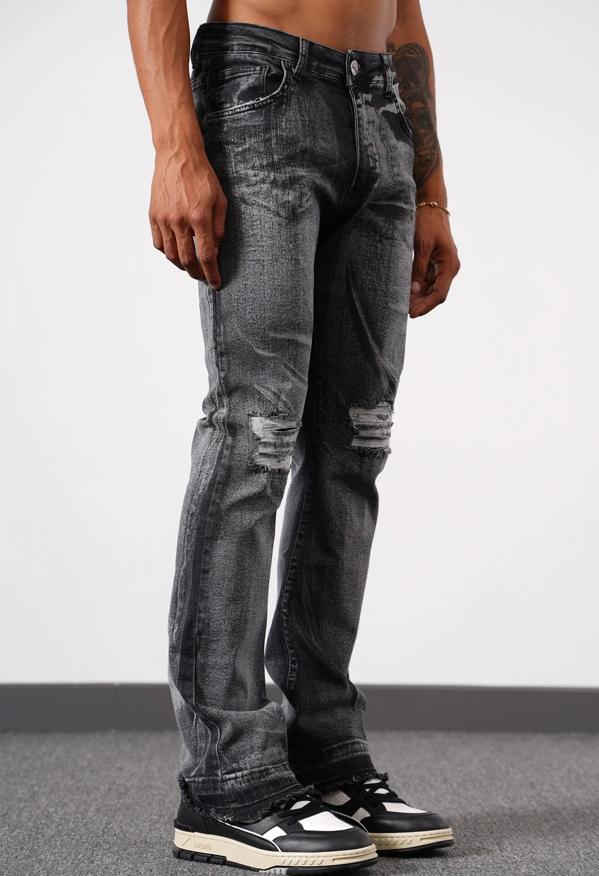 THE ETHER FLARED JEANS  - TRAVELER