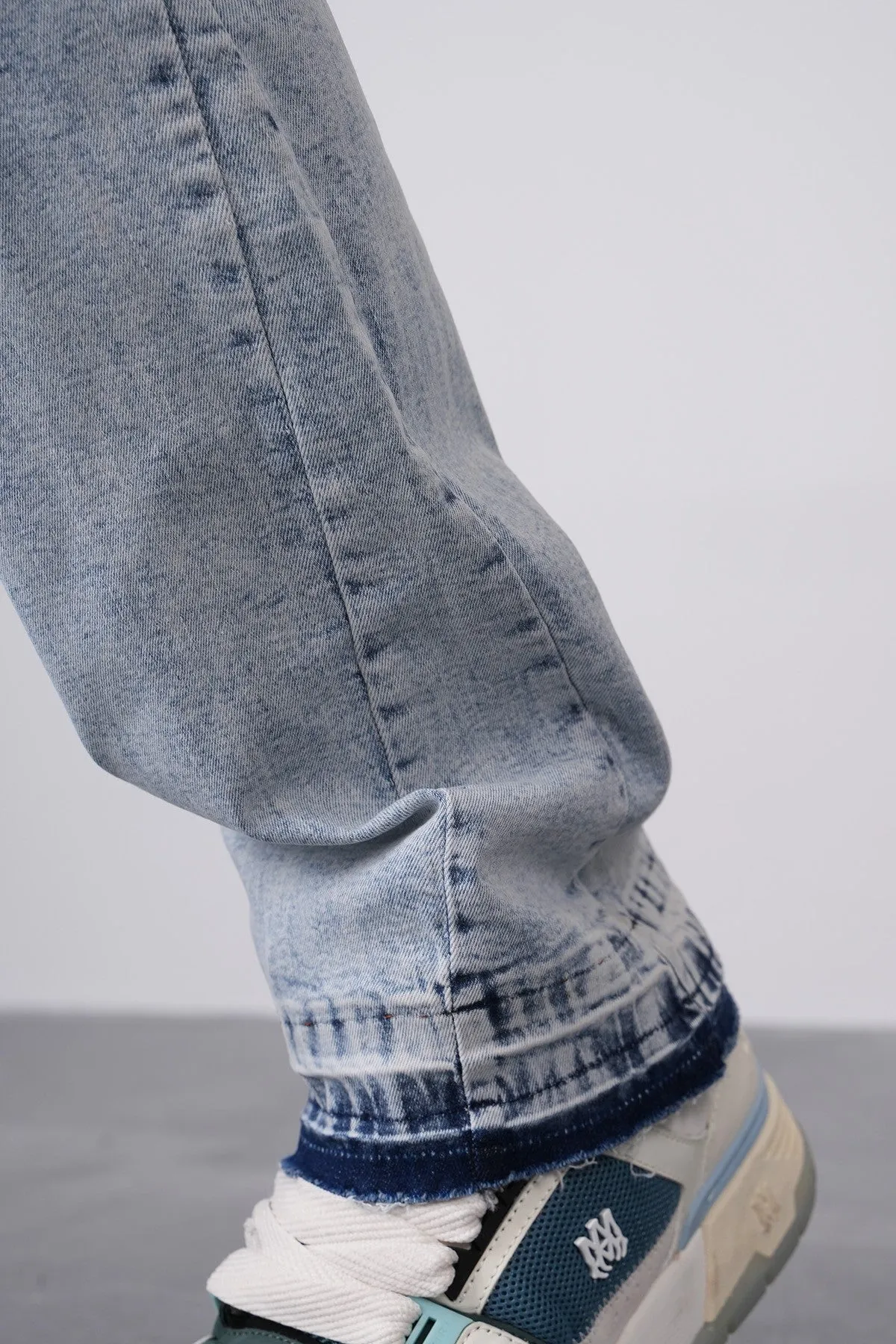 THE HARLEM FLARE DENIM